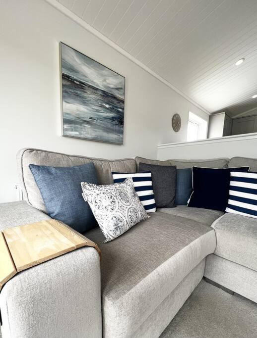 Diddly Squat Lodge With Hot Tub, Pendle View Holiday Park Clitheroe Esterno foto